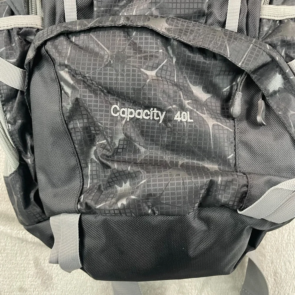 Red Rock Outdoor Gear Bluff Technical Backpack 40L Black Top‎ Loading NWT